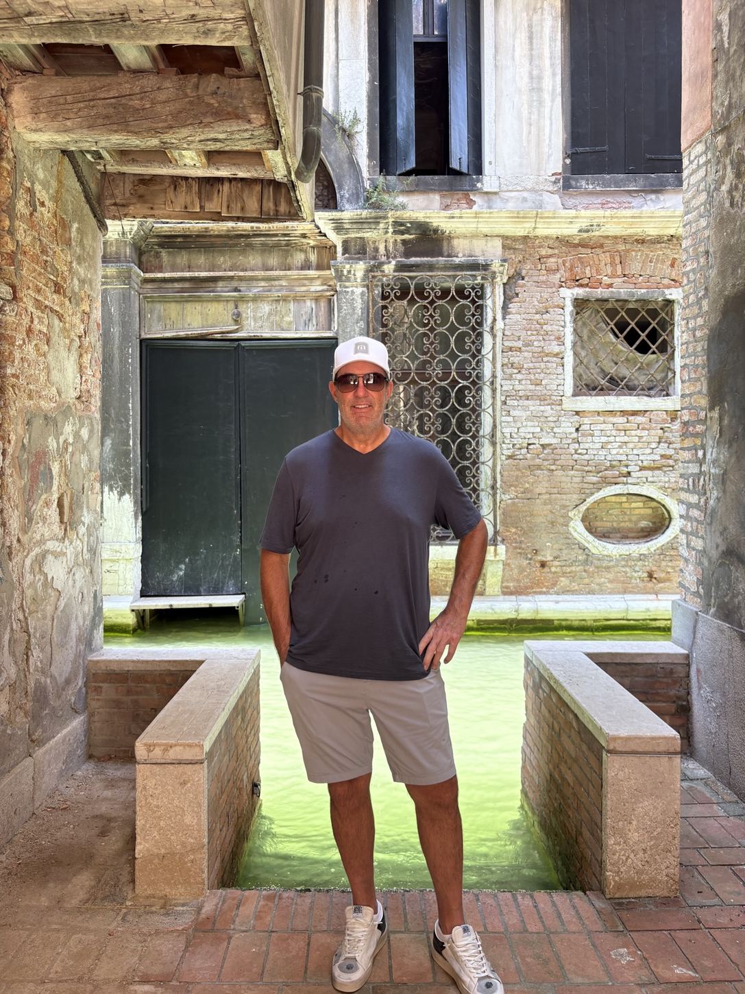 A quiet Venetian courtyard